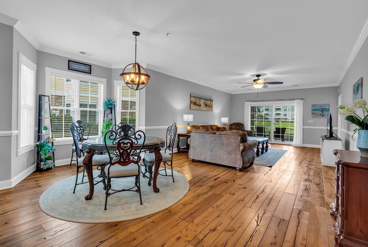 4895 Luster Leaf Circle  Photo 11