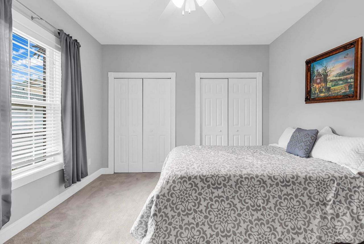 4895 Luster Leaf Circle  Photo 8