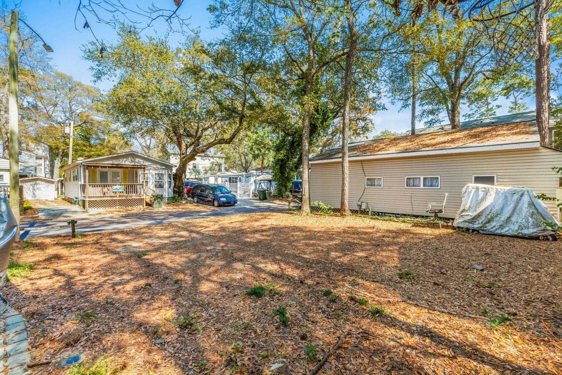 6001 - 1248 S Kings Hwy.  Photo 21