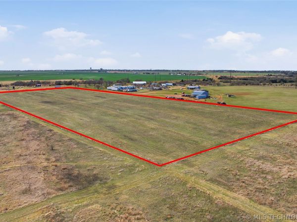 118 E Skeleton Road , OK 73773