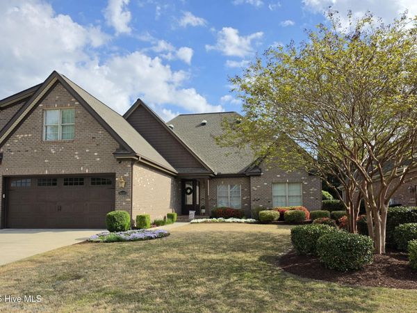 3605 Prestwick Place, Greenville, NC 27834