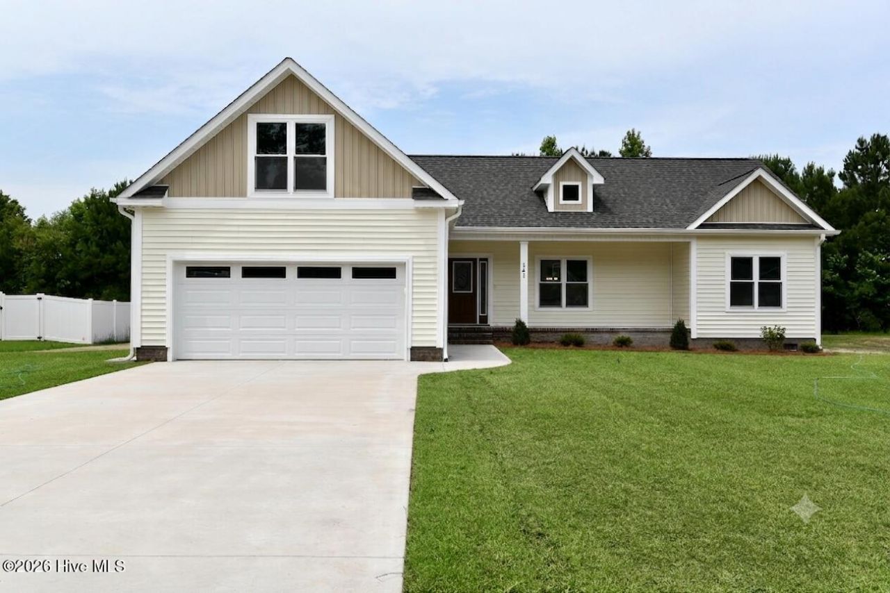 141 Laura Drive, New Bern, NC 28562 Main Photo