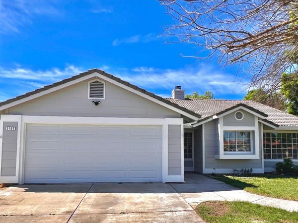 2107 Canyon View Dr, Newman, CA 95360