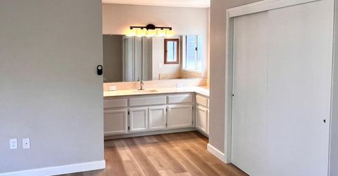 2107 Canyon View Dr, Newman, CA 95360 Photo