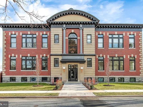 1100 BELMONT AVENUE, Unit 2 WEST, WYOMISSING, PA 19610