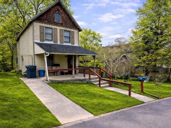 621 SOUTH AVENUE, MEDIA, PA 19063