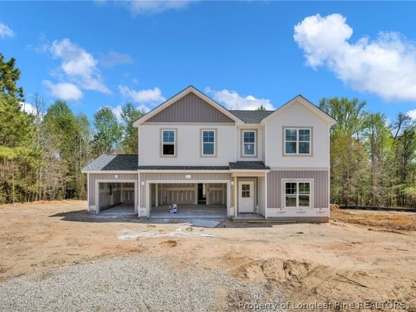 99 Jaylin Oaks Drive, Spring Lake, NC 28390