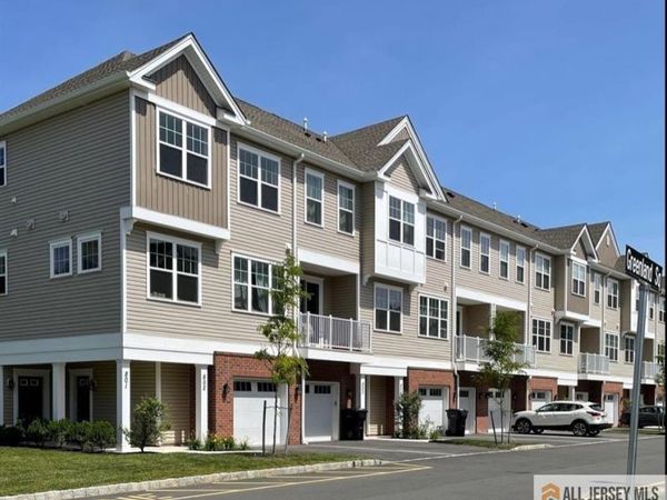 706 Greenland Square , Highland Park, NJ 08904