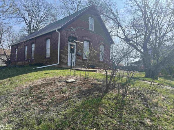 1329 Cedar Street, Keokuk, IA 52632