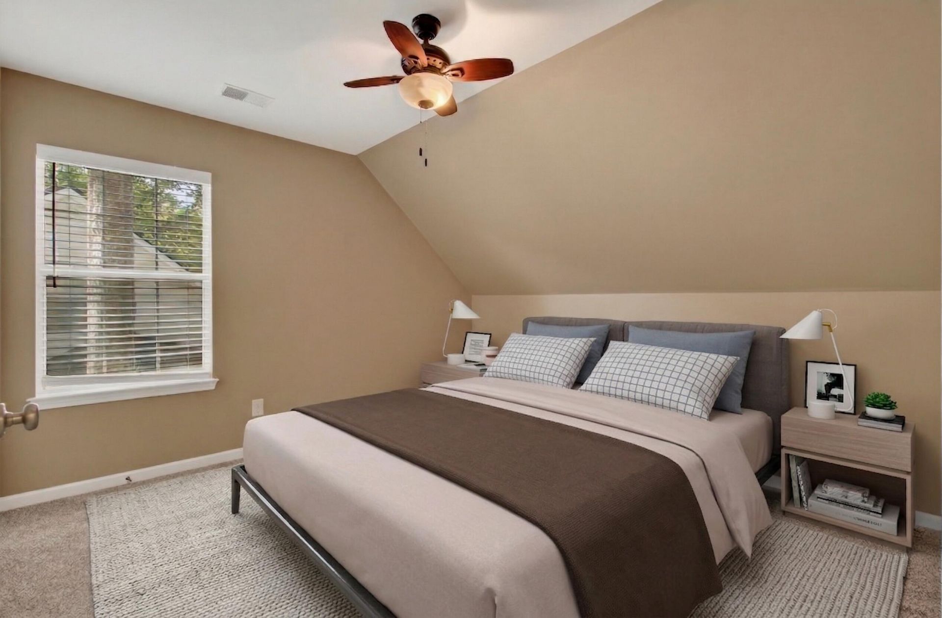 668 Majestic Oaks Drive Photo 37