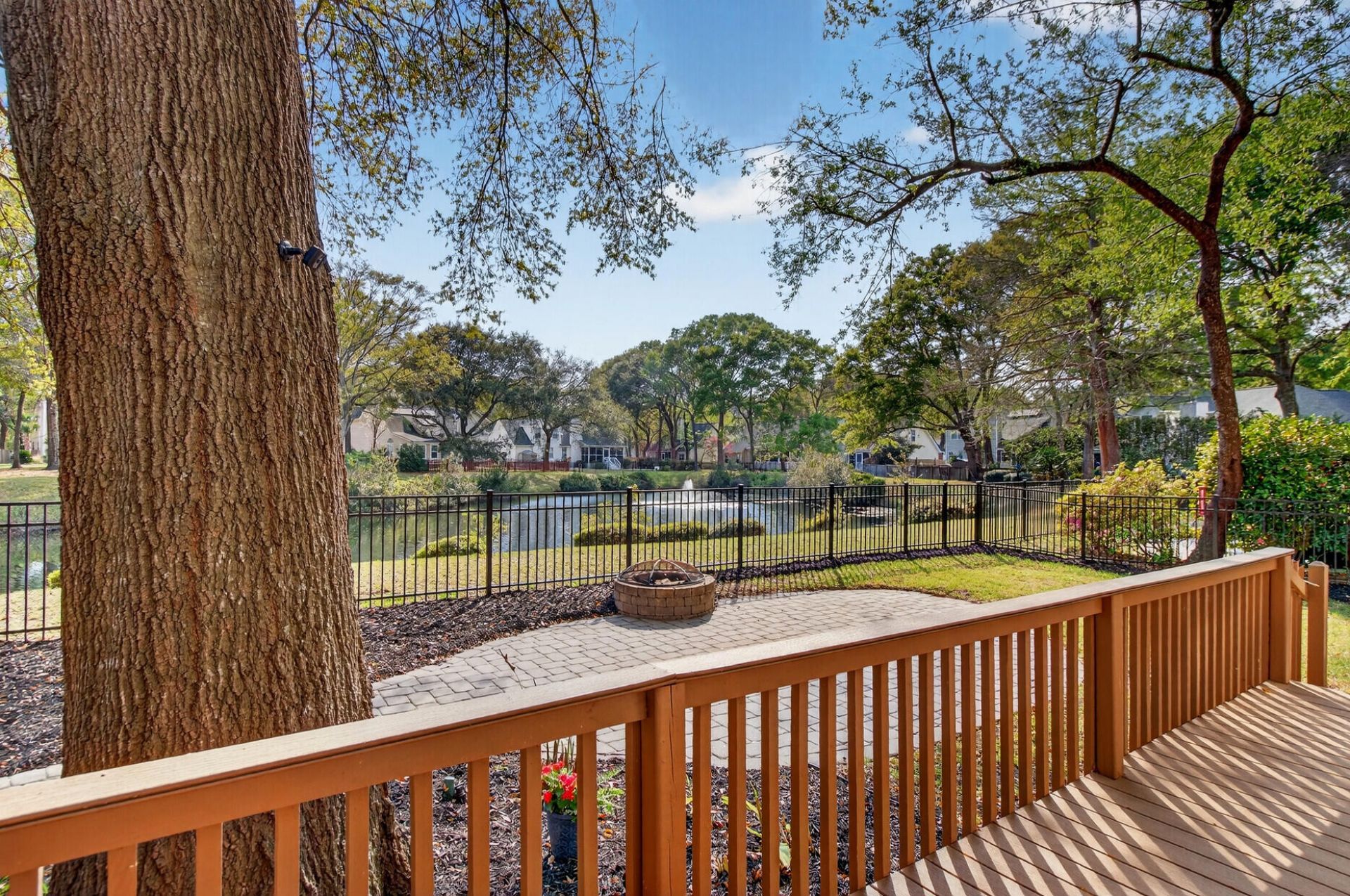 668 Majestic Oaks Drive Photo 56