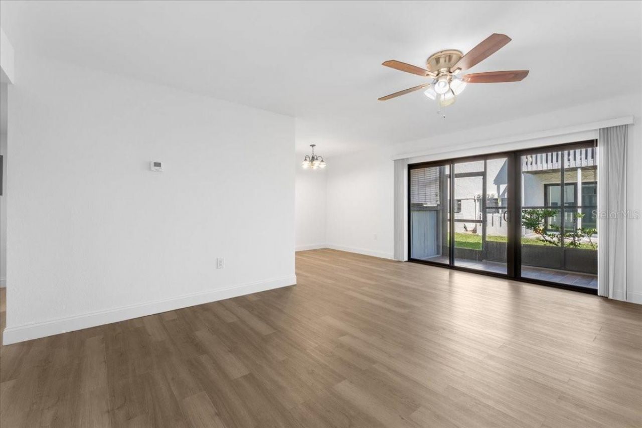 11566 7th Lane N, Unit 1211, Saint Petersburg, FL 33716 Photo