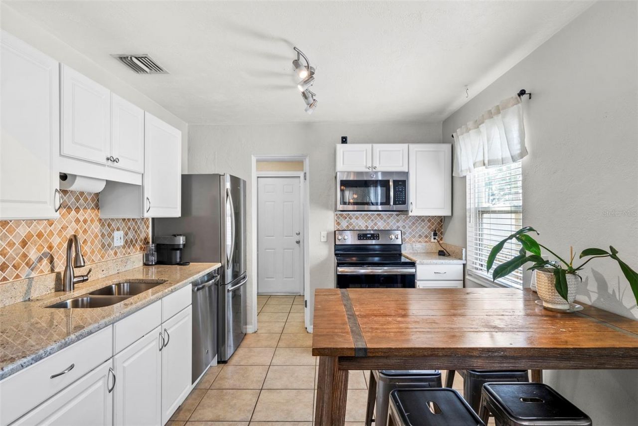 5314 6th Avenue S, Saint Petersburg, FL 33707 Photo