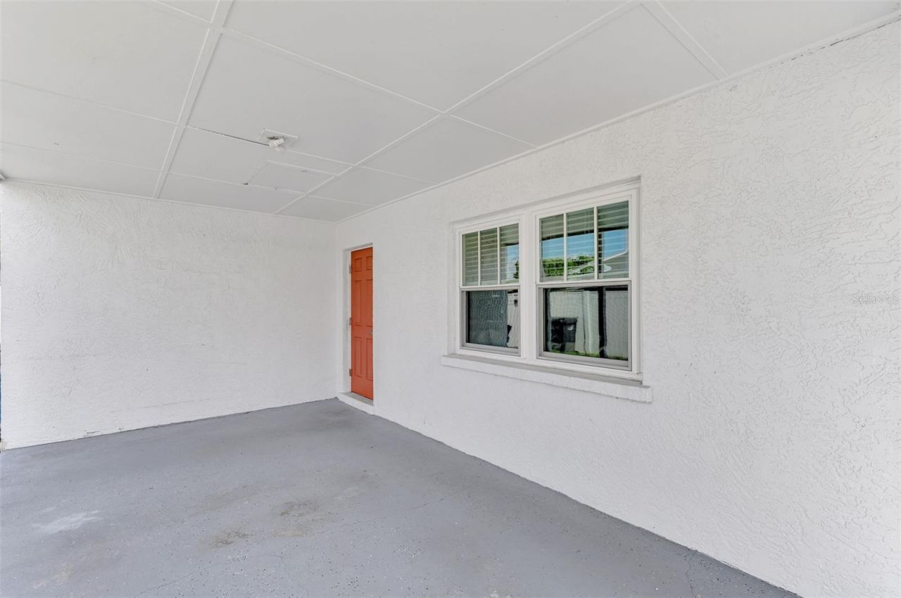 5807 28th Avenue Drive E, Bradenton, FL 34208 Photo