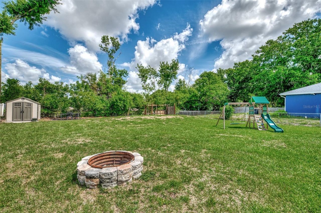 5807 28th Avenue Drive E, Bradenton, FL 34208 Photo