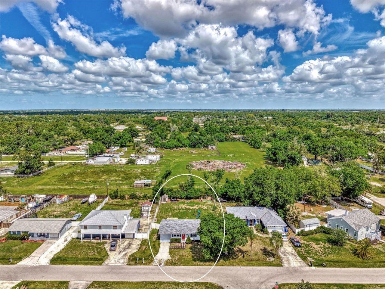 5807 28th Avenue Drive E, Bradenton, FL 34208 Photo