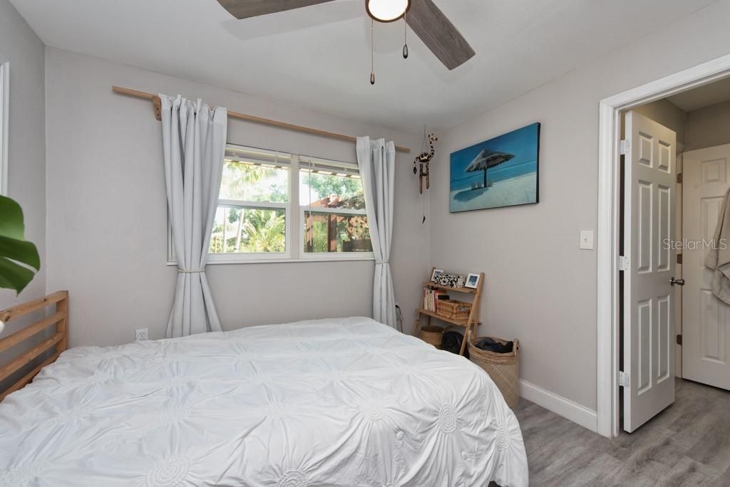 1325 54th Avenue N, Saint Petersburg, FL 33703 Photo