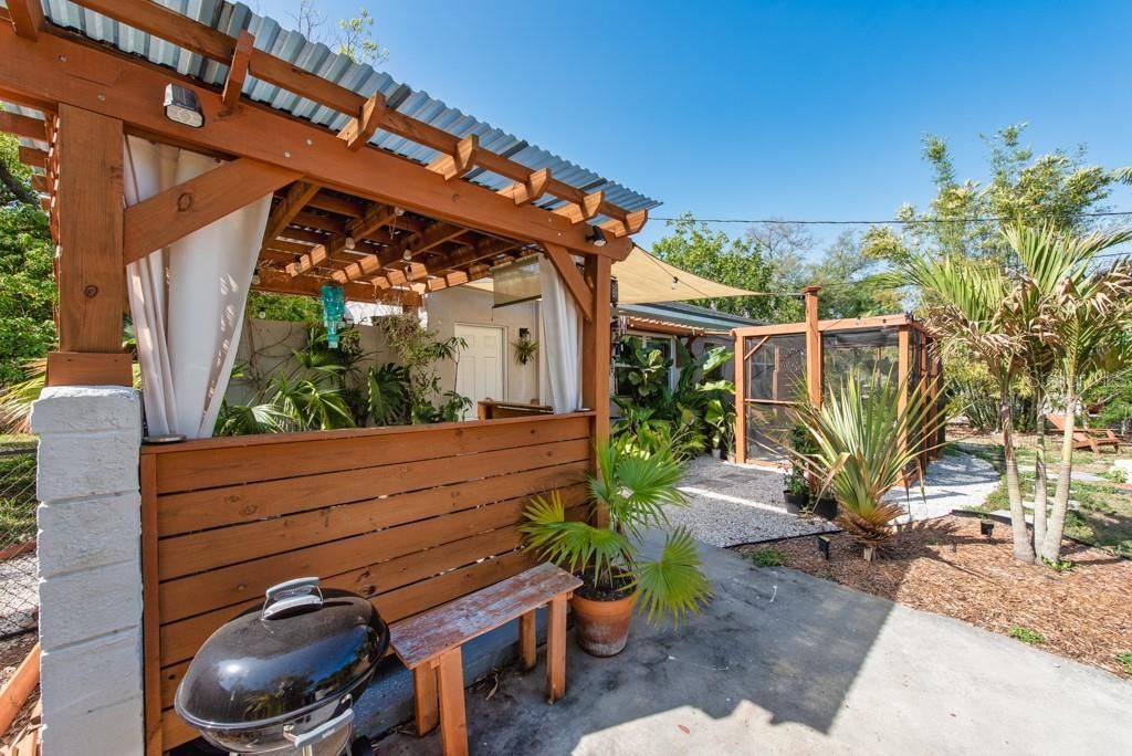 1325 54th Avenue N, Saint Petersburg, FL 33703 Photo