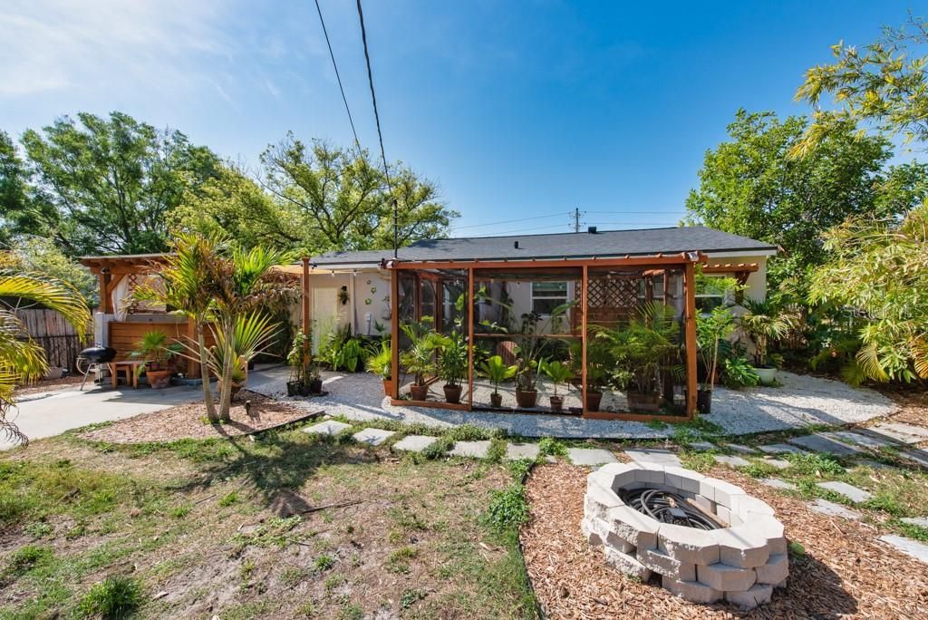 1325 54th Avenue N, Saint Petersburg, FL 33703 Photo