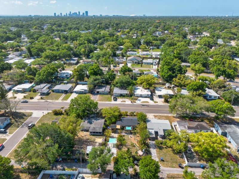 1325 54th Avenue N, Saint Petersburg, FL 33703 Photo