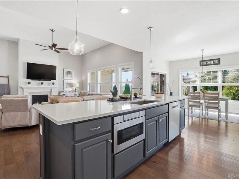 1127 Chambrey Court, Clearcreek Township, OH 45458 Photo 17