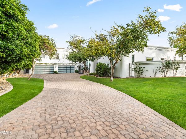 4725 N LAUNFAL Avenue, Phoenix, AZ 85018