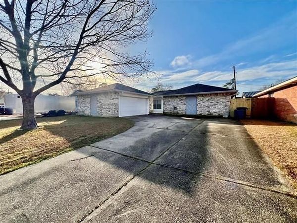 107 DIXIE Circle, Slidell, LA 70458