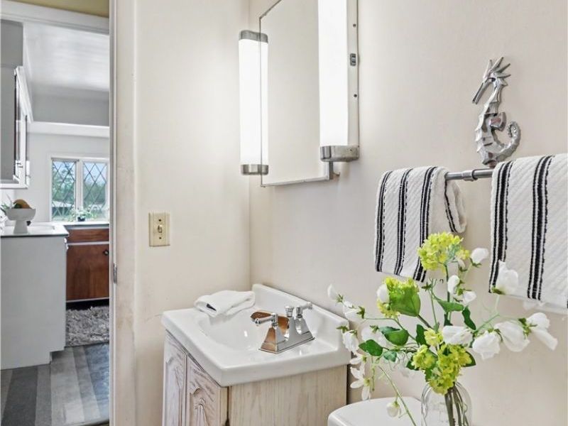 151 Roanoke Avenue, Cuyahoga Falls, OH 44221 Photo 16