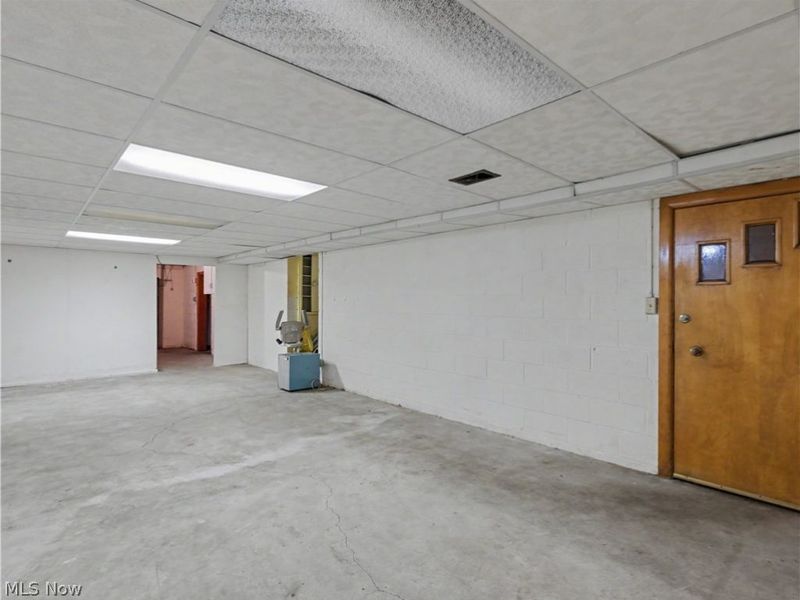 151 Roanoke Avenue , Cuyahoga Falls, OH 44221 Photo 22