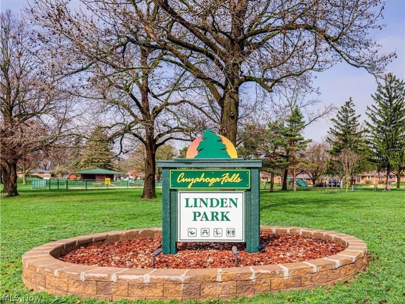 151 Roanoke Avenue , Cuyahoga Falls, OH 44221 Photo 26