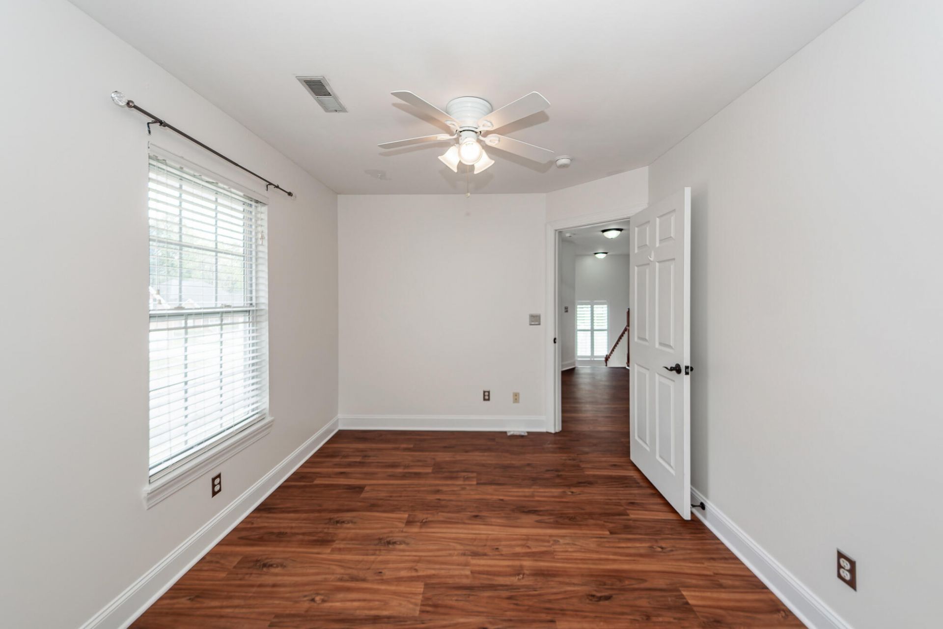 119 Spalding Circle Photo 32