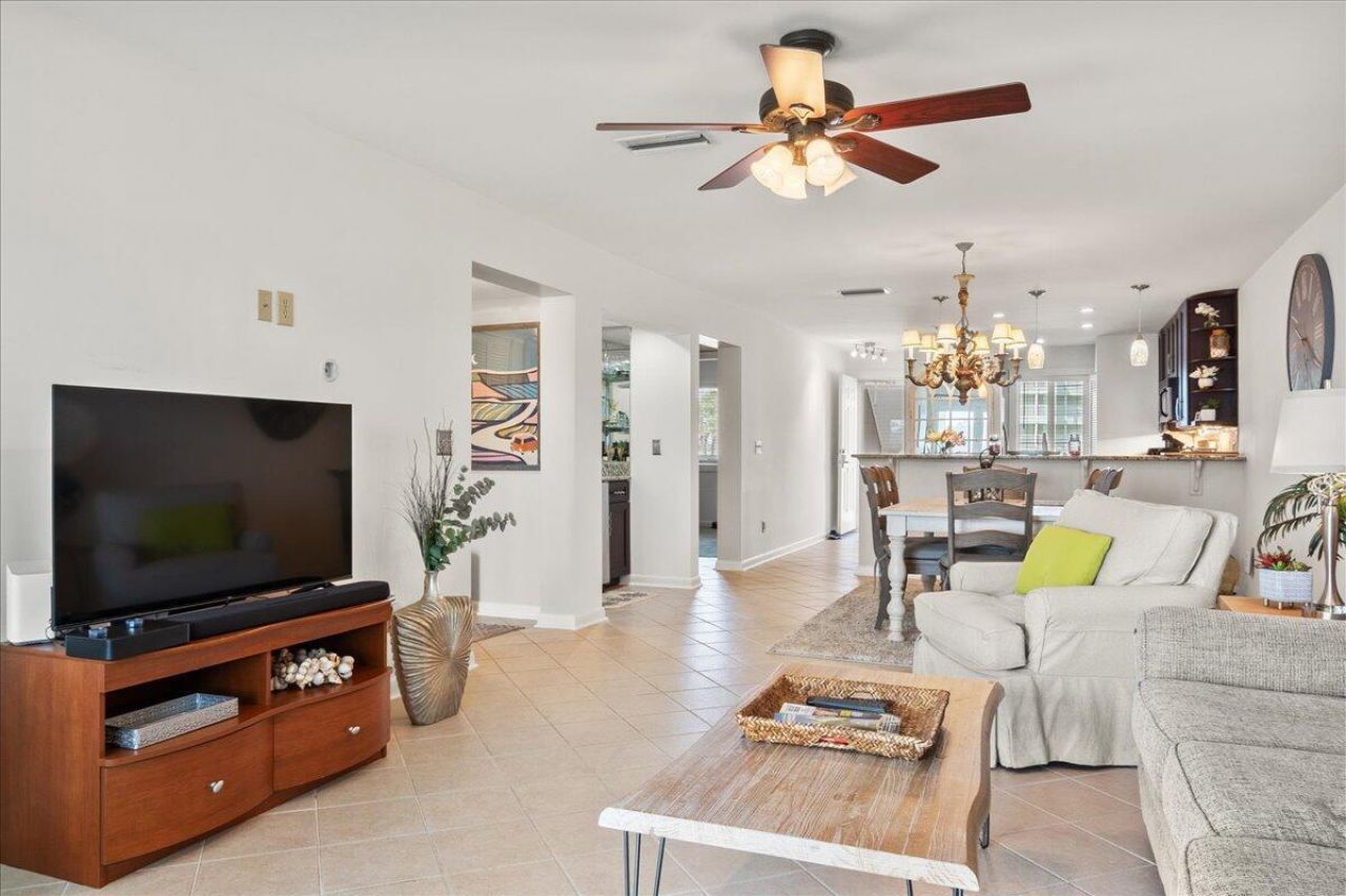 76 Mariners Cay Drive Photo 8