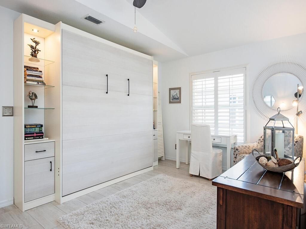 7074 Barrington Cir, Unit 202, Naples, FL 34108 Photo