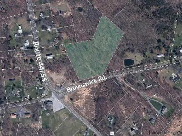 Bruynswick Road, Gardiner, NY 12525