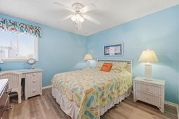 208 4th Ave. N  photo 4