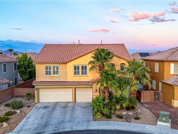 6908 Fox Sparrow Court , North Las Vegas, NV 89084