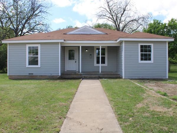 2105 6 TH, Brownwood, TX 76801