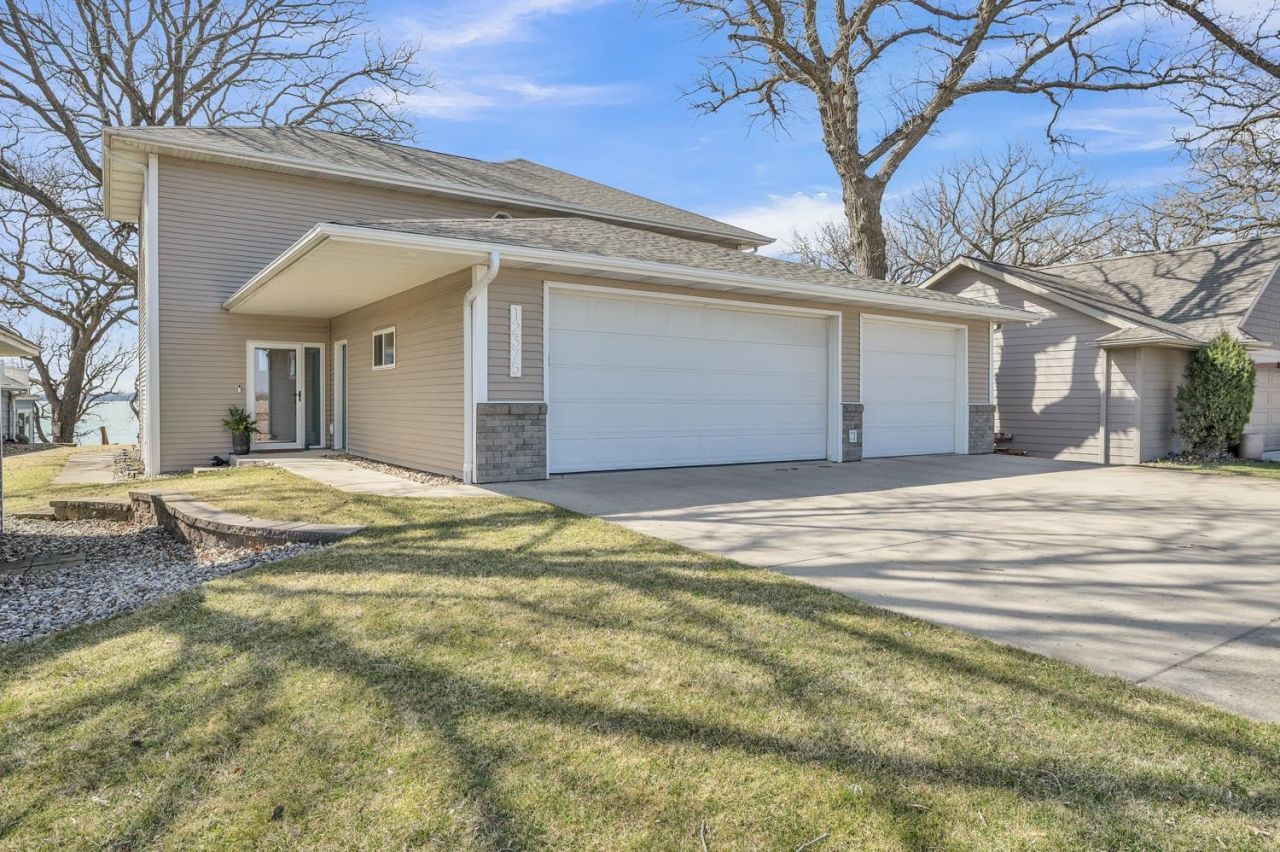 12375 253rd Avenue , Orleans, IA 51360 Main Photo