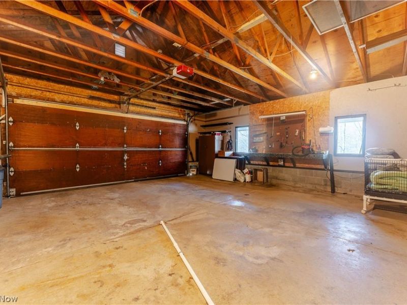 8463 Private Road 577 , Millersburg, OH 44654 Photo 18