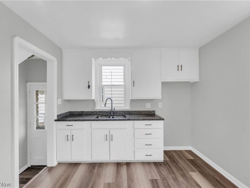 20550 Wilmore Avenue , Euclid, OH 44123 Photo 9