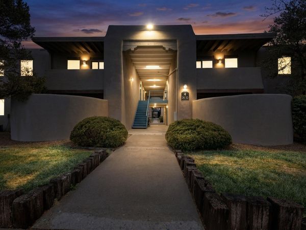 601 San Mateo, Unit 27, Santa Fe, NM 87505