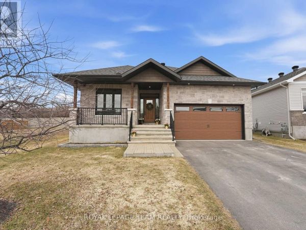 757 Meadowridge Circle , Ottawa, ON K0A1L0