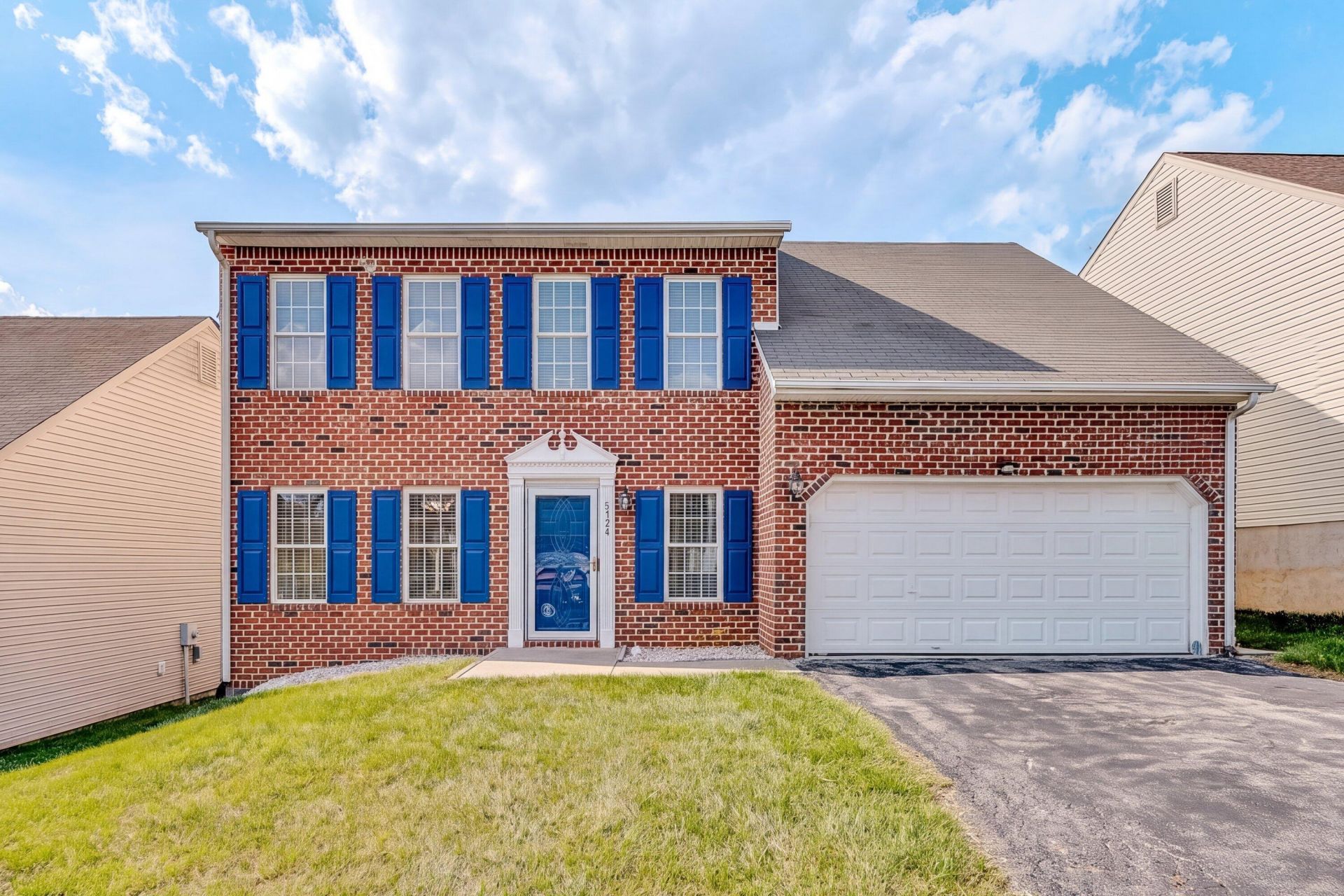 6940 Linn Dr, Roanoke, VA 24019 Main Photo