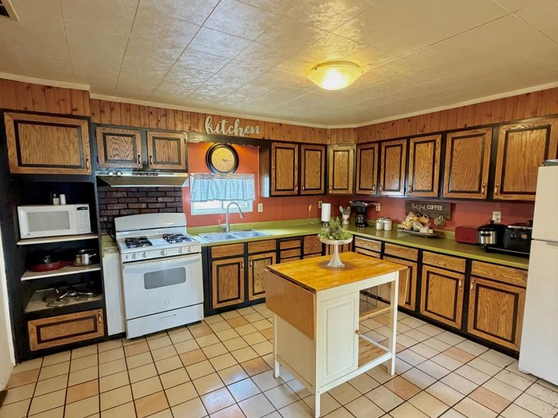 712 Taylor Avenue, Lima, OH 45801 Photo 3