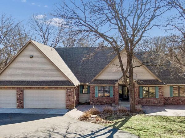 9440 Abigail Court, Inver Grove Heights, MN 55077