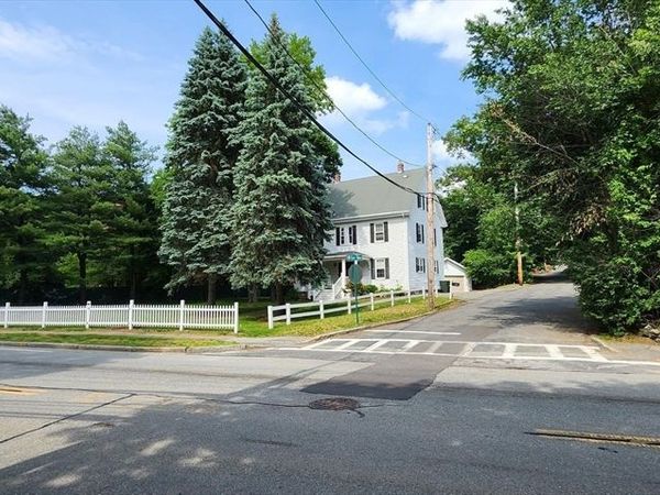 10 Cedar St, Wellesley, MA 02481