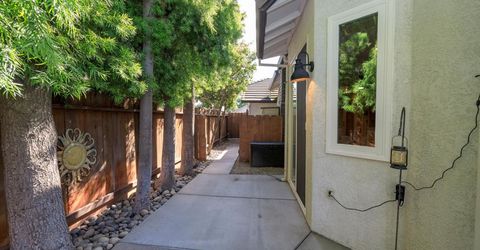 227 Van Dyken Way, Ripon, CA 95366 Photo