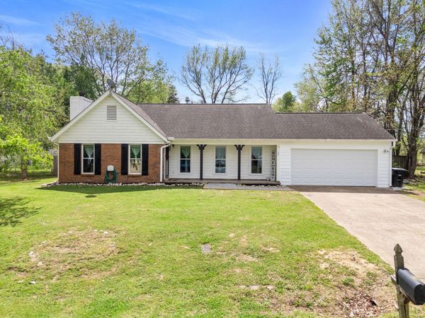 35 McGee Loop , Jackson, TN 38305