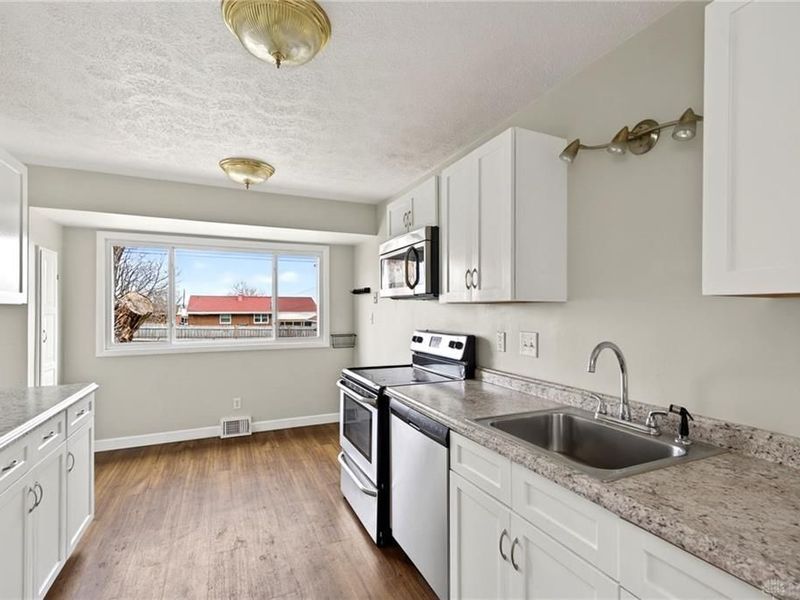 5311 Eastman Avenue, Mad River Township, OH 45432 Photo 13