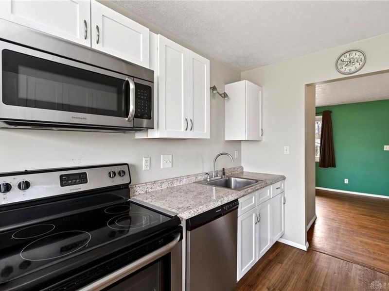 5311 Eastman Avenue, Mad River Township, OH 45432 Photo 16